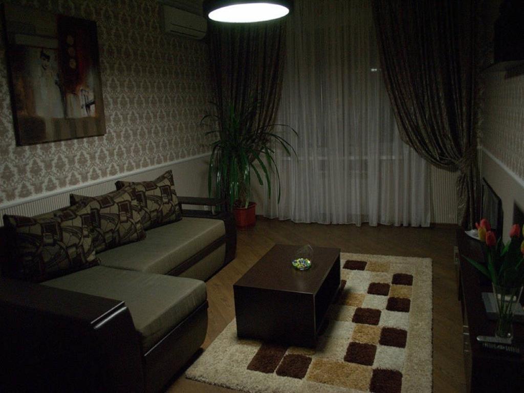 Apartments On Lermontova Zaporizhia Exterior foto